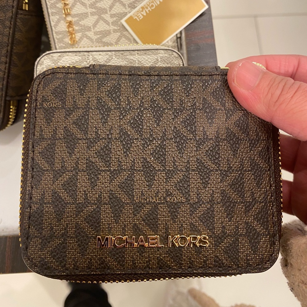 Small Logo Stripe Jewelry Case